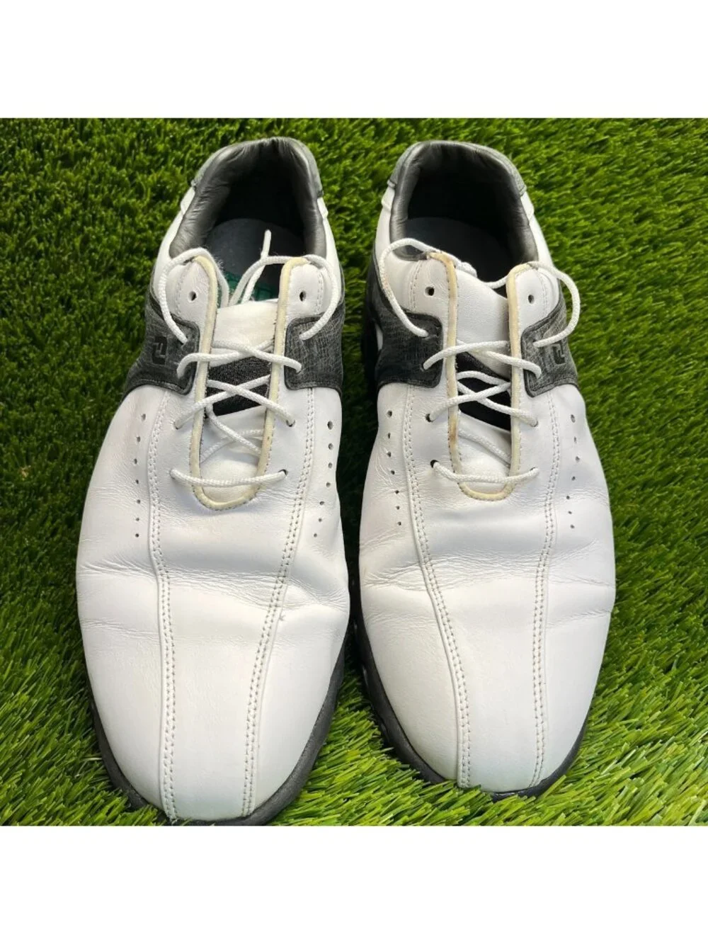 FootJoy Contour Series Mens Size 10 White Black Leather Outdoor Golf Cleats